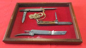 These WW1 ‘jack knives’ were kindly lent by Cobbaton Combat Museum